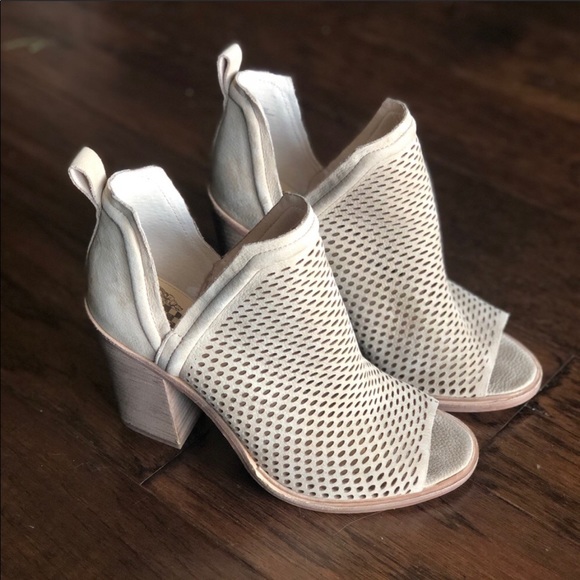 Vince Camuto Shoes - Vince Camuto Booties